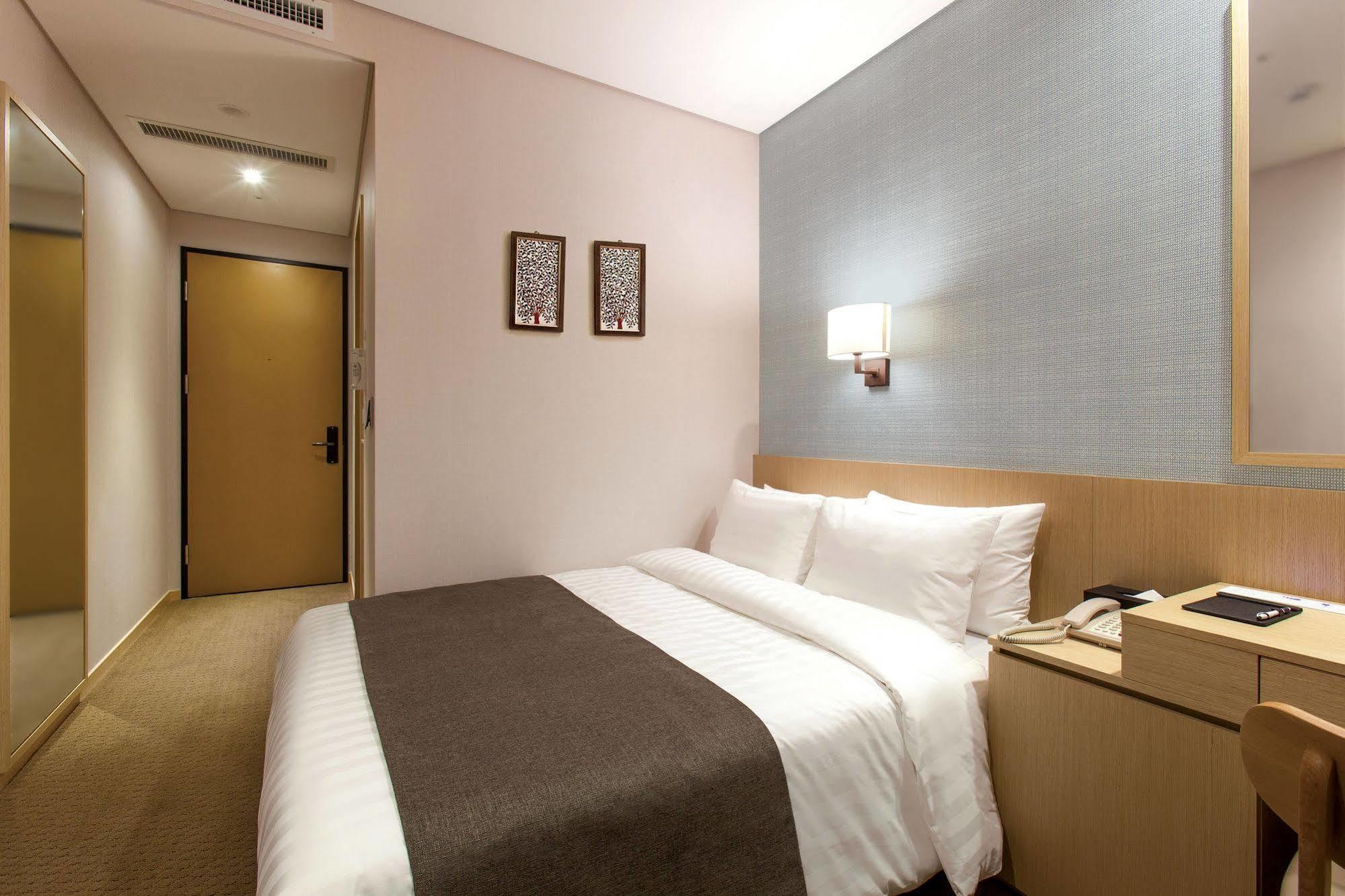 Migliore Hotel Seoul Myeongdong Exterior photo